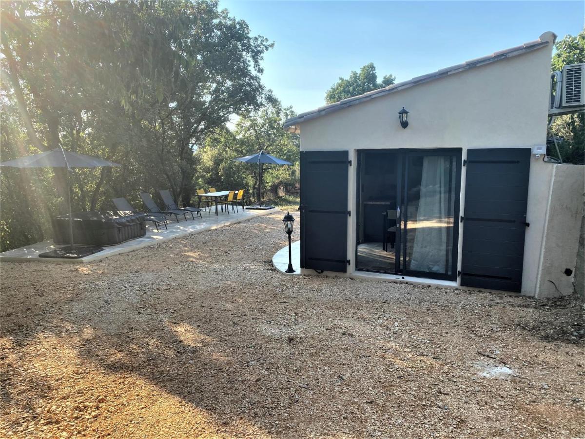Appartement De Charme Avec Jaccusi Vezenobres Exteriér fotografie