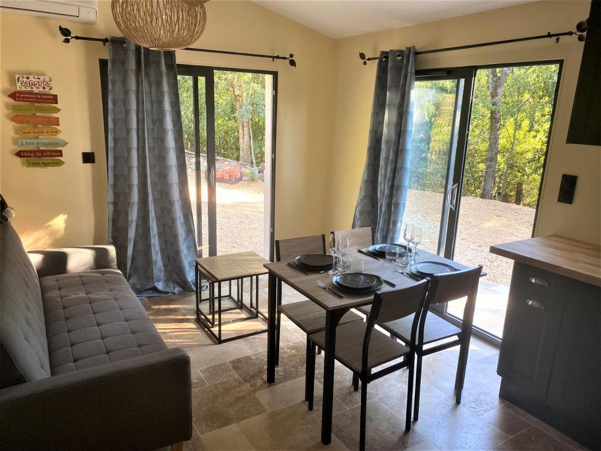 Appartement De Charme Avec Jaccusi Vezenobres Exteriér fotografie